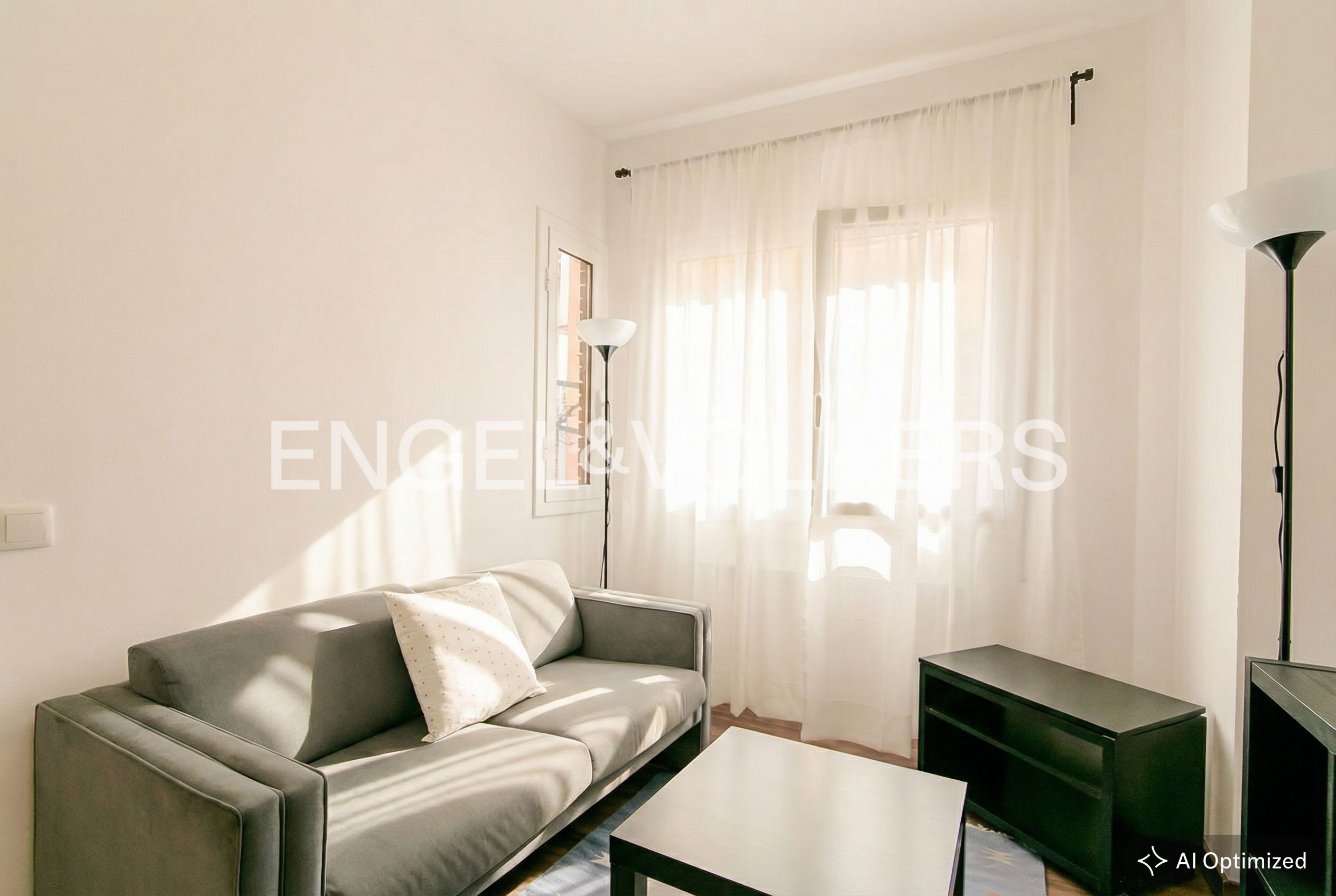 Sala d'estar de Pis en venda en  Barcelona Capital amb Calefacció i Moblat