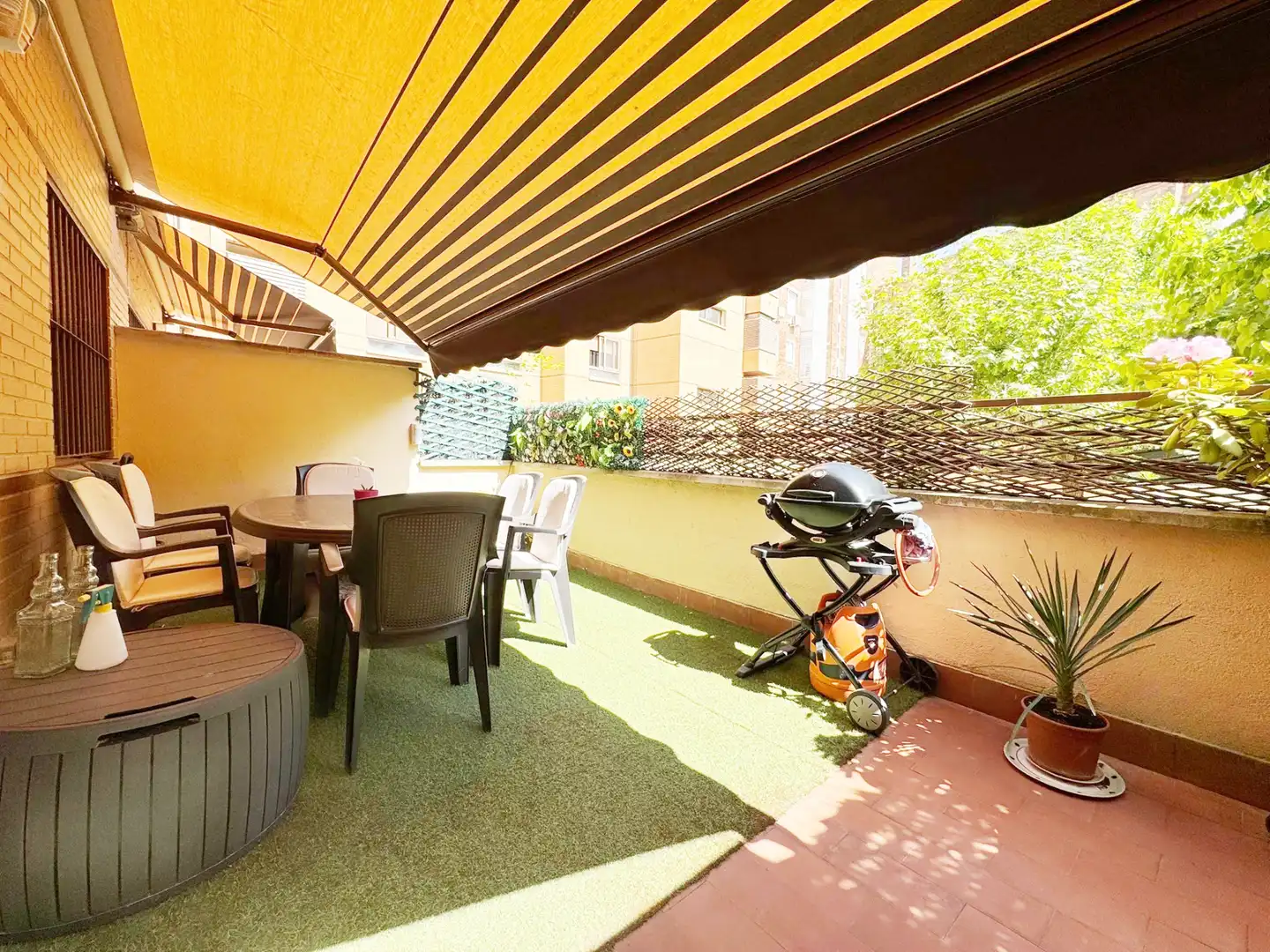 Terraza de Piso en venta en  Madrid Capital con Calefacción, Terraza y Trastero