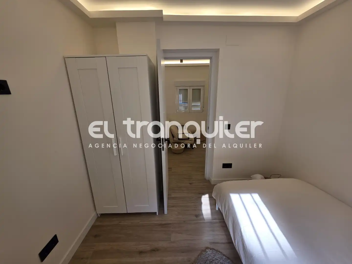 Schlafzimmer von Wohnung zur Miete in Madrid mit Klimaanlage, Möbliert und Waschmaschine
