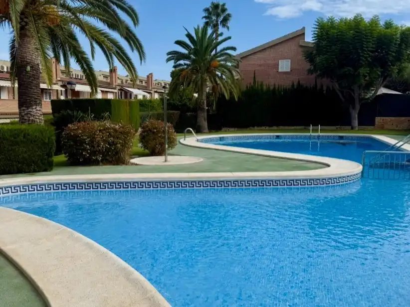 Piscina de Casa o xalet en venda en L'Alfàs del Pi amb Aire condicionat, Terrassa i Balcó