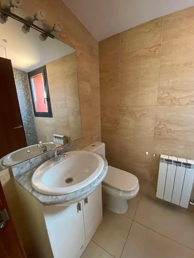 Bathroom of Detached homes for rent in Girona  with Air Conditioner, Heating and Private garden