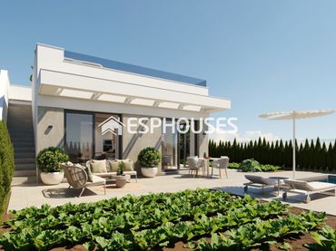 Chalet con balcón en venta en Hacienda del Álamo Golf