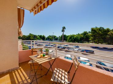 Apartament amb piscina en venda a Calle COPENHAGUE