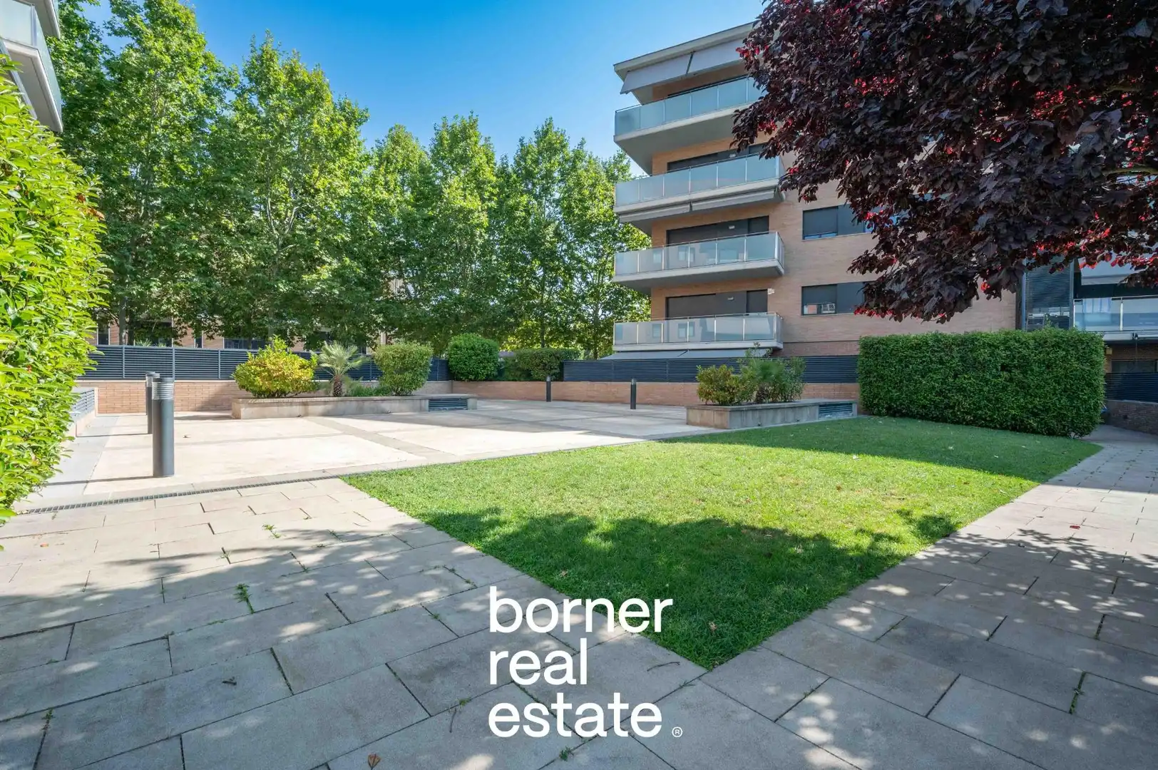 Vista exterior de Pis en venda en Sant Cugat del Vallès amb Aire condicionat, Calefacció i Terrassa