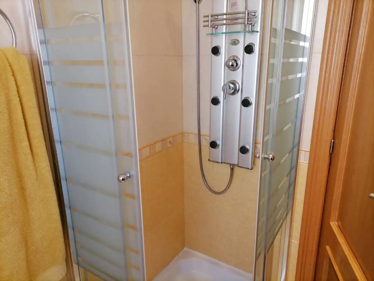 Bathroom of Detached homes for sale in Ciudad Rodrigo  with Parquet flooring, Terrace and Furnished