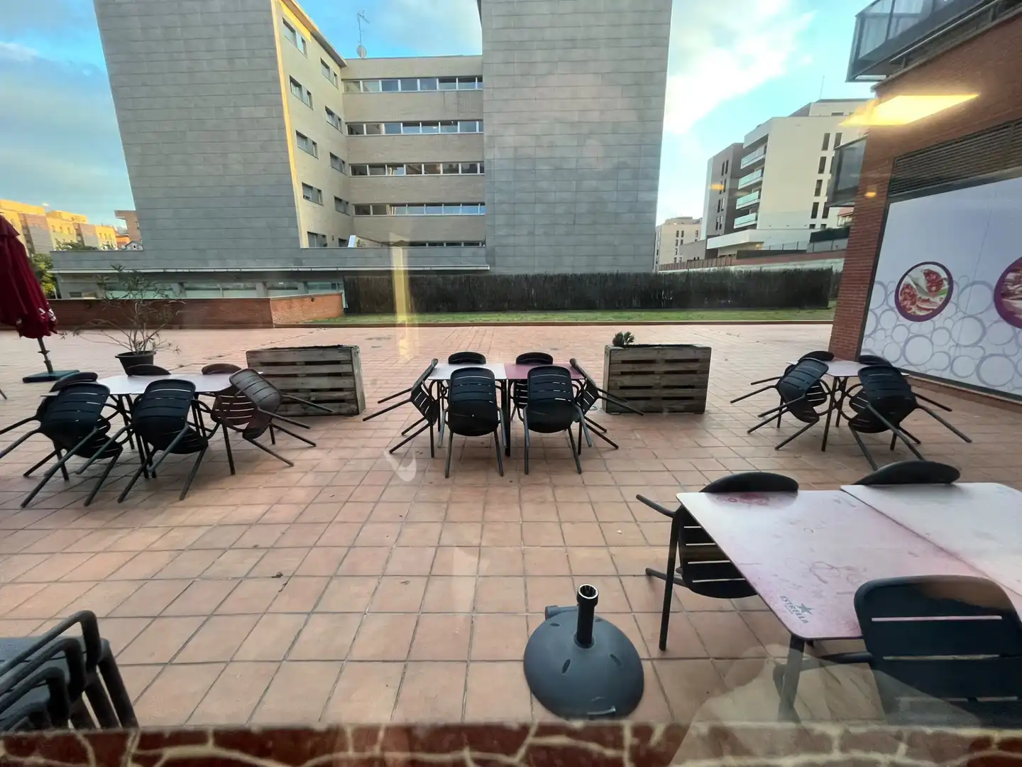 Local de lloguer a Avinguda d'Olímpia, 7, El Sucre - El Nadal