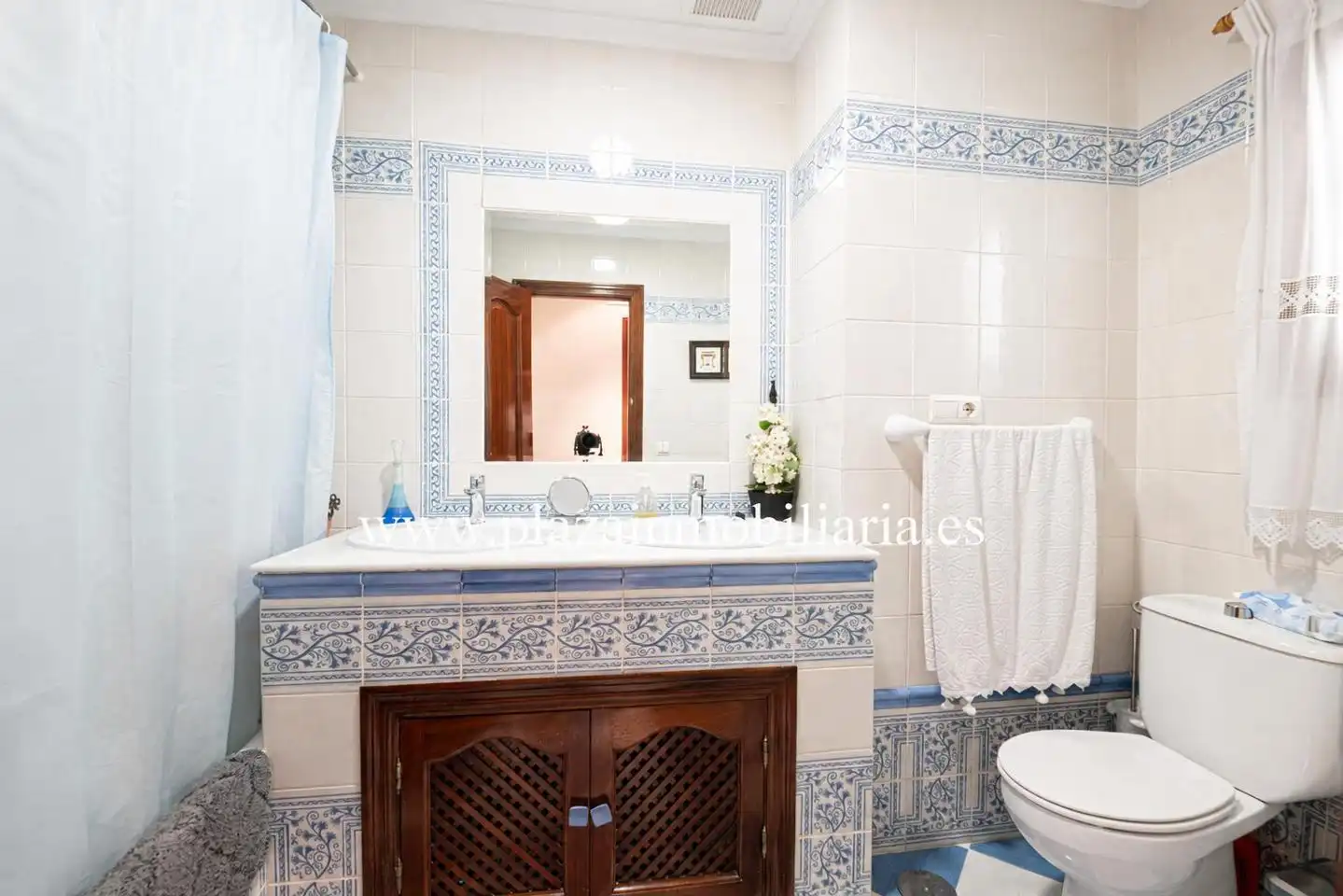 Baño de Casa o chalet en venta en Lucena con Aire acondicionado, Trastero y Balcón