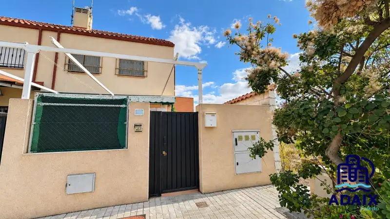 Exterior view of Detached homes for sale in Camarenilla, Toledo