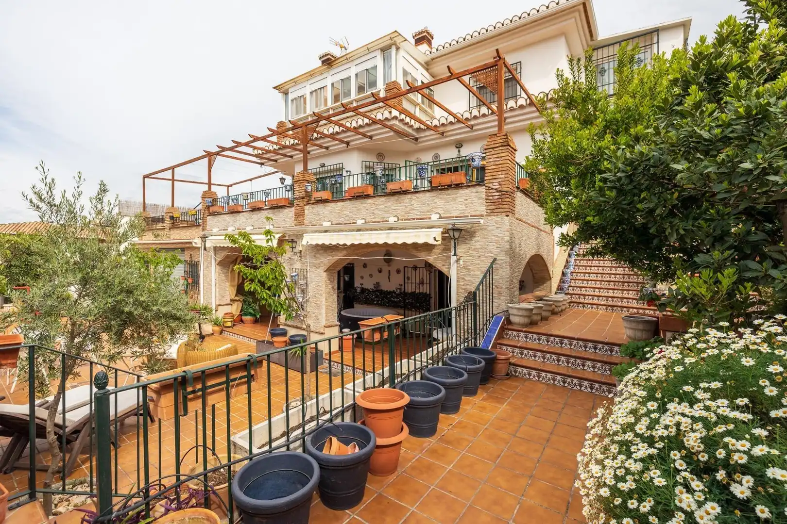 Terrace of Houses for sale in Barrio de la Vega