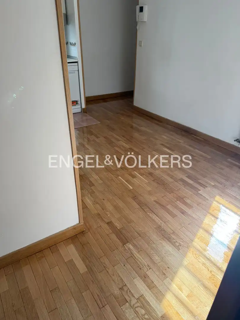 Flat for rent in Madrid  with Air Conditioner, Heating and Parquet flooring
