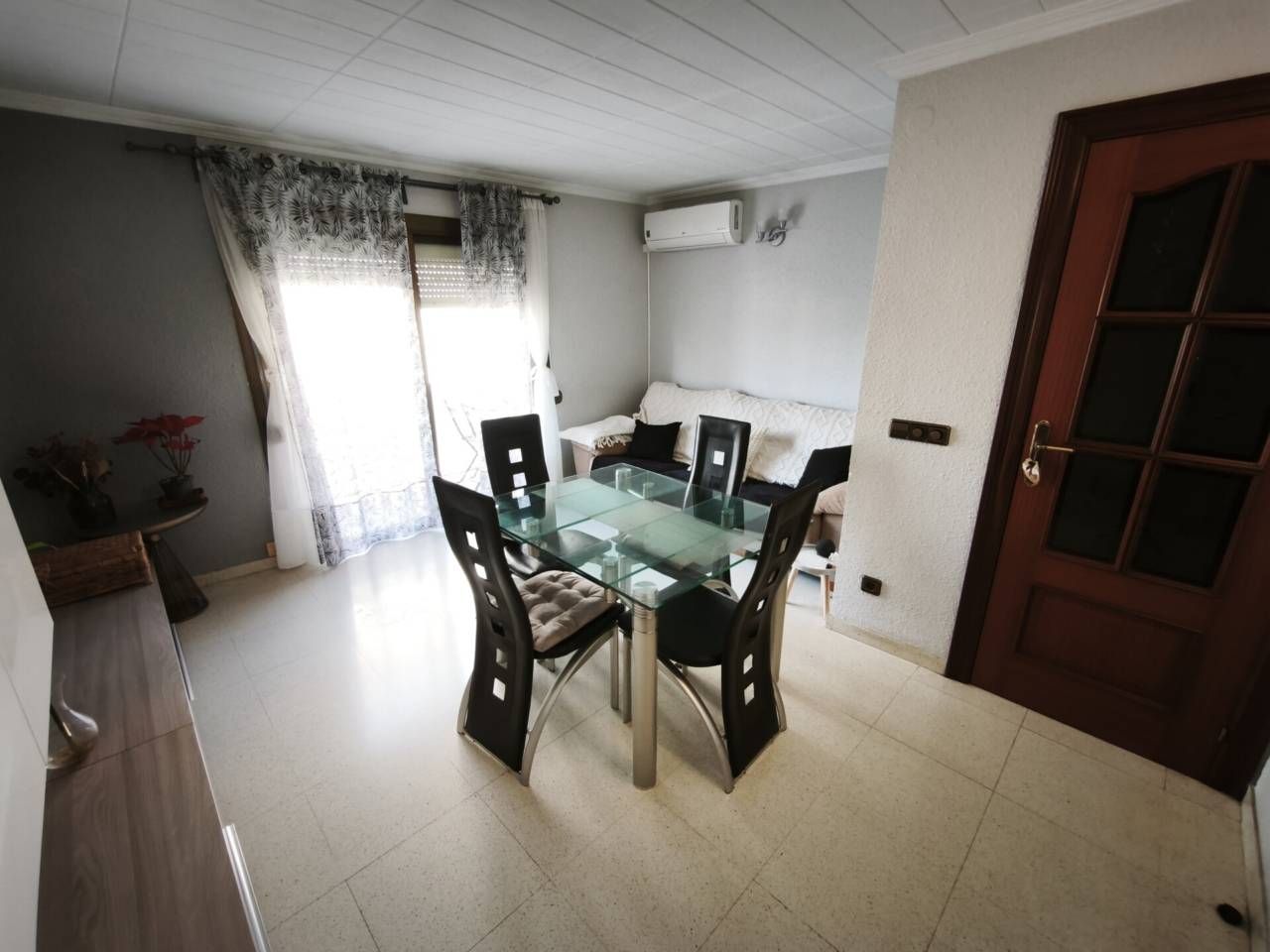 Dining room of Flat for sale in Badalona  with Air Conditioner and Balcony