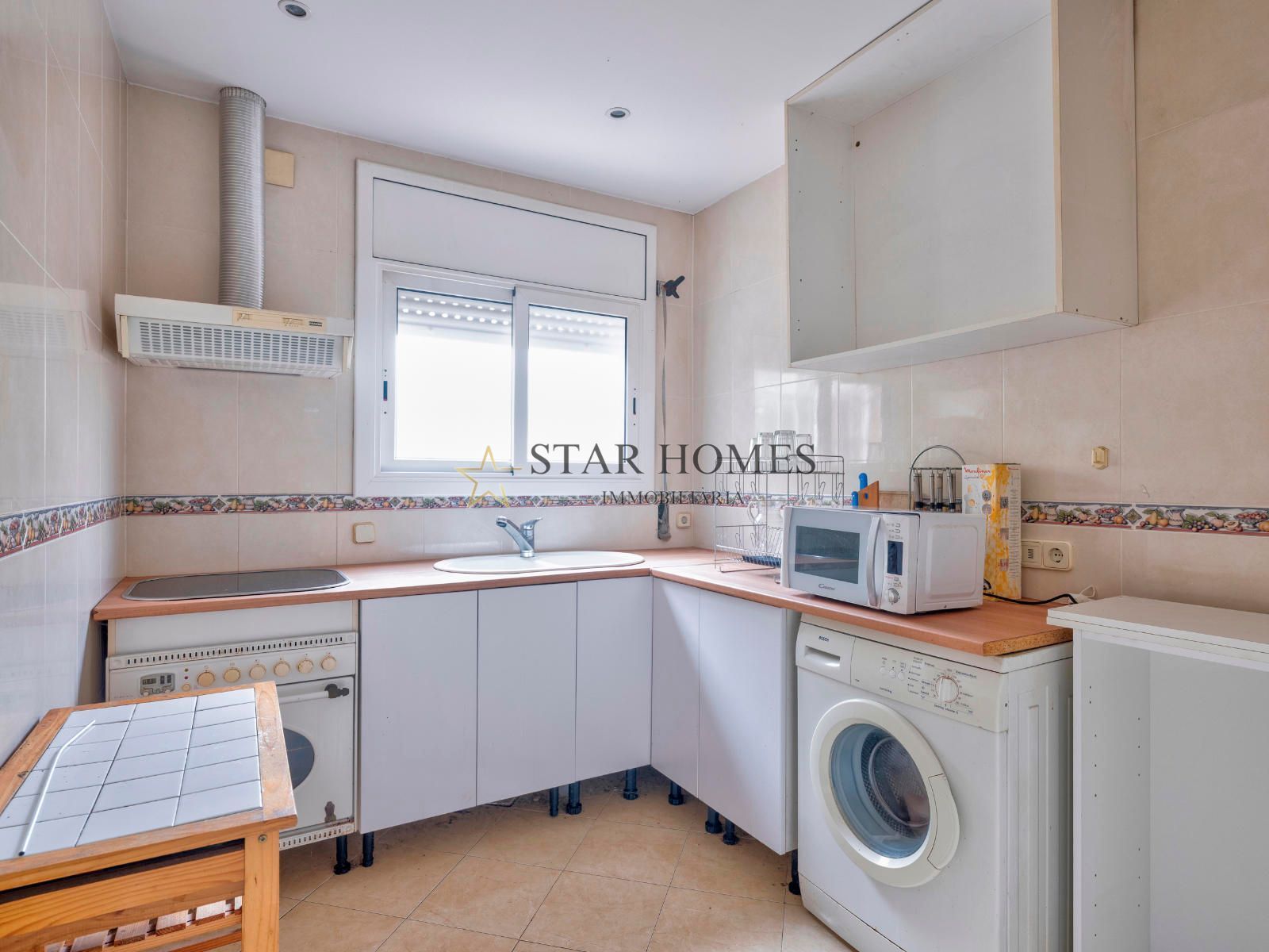 Cuina de Casa o xalet en venda en Premià de Mar amb Calefacció, Terrassa i Traster