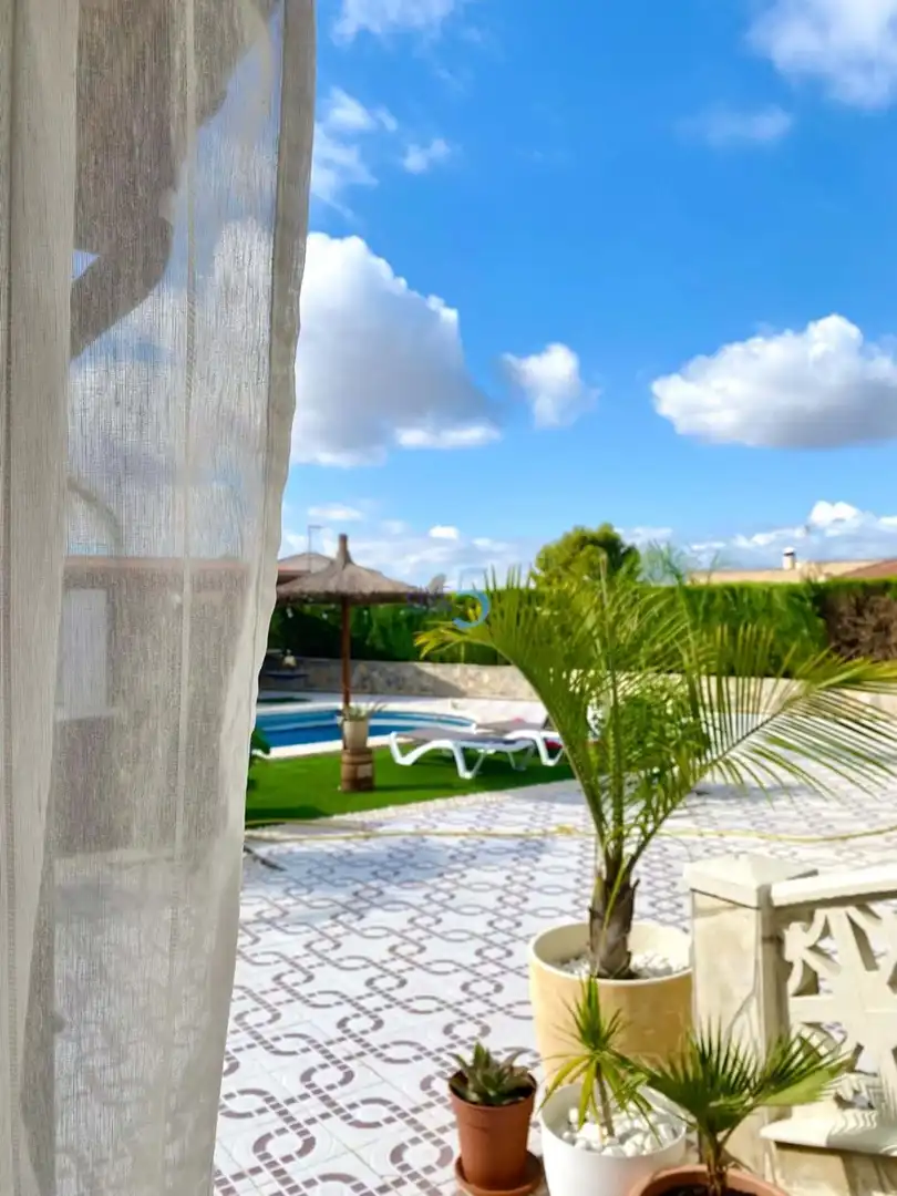 Casa con piscina en venta en Calle Barranco, imagen 9