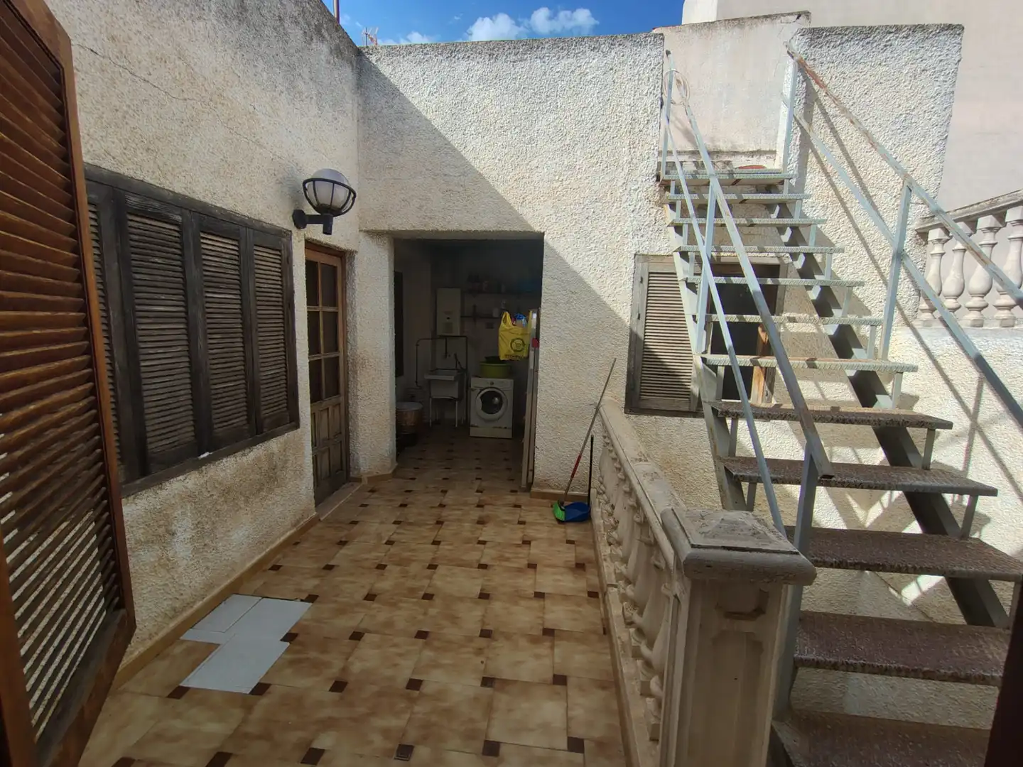 Haus oder Chalet zum Verkauf in Almoradí mit Terrasse, Abstellraum und Möbliert