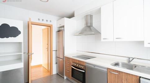 Foto 2 de Pis en venda a Calle Eusebio Santamaría, Peñacastillo - Nueva Montaña, Cantabria