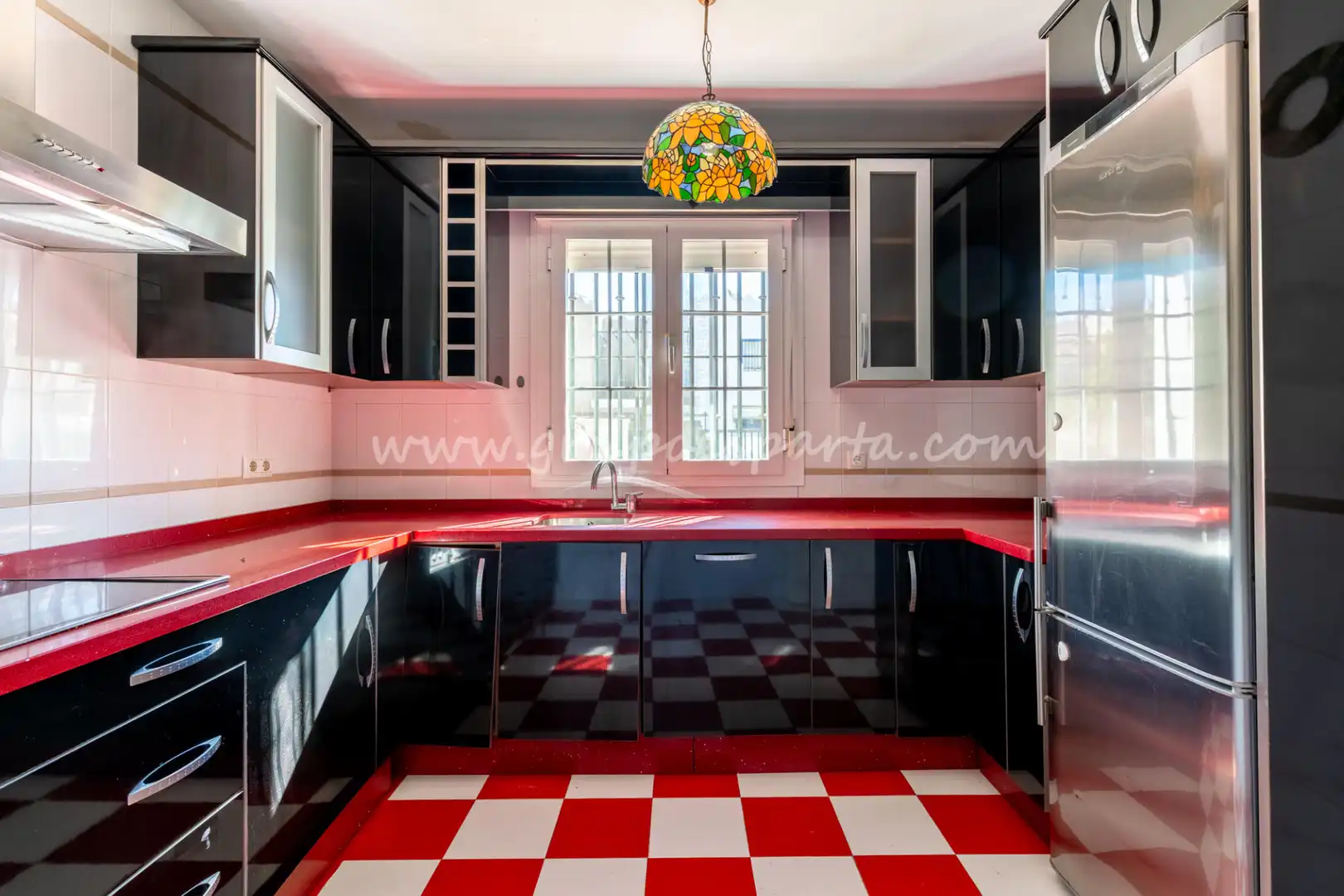 Kitchen of Detached homes for sale in Espartinas  with Air Conditioner, Heating and Oven