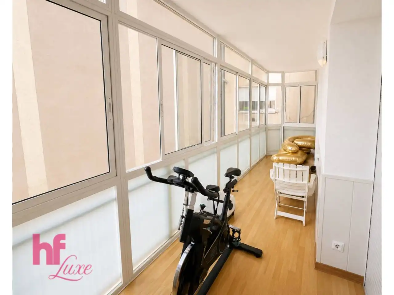 Flat with terrace for sale in Calle de Vilamarí, imagen 32