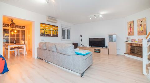 Foto 3 de Casa adosada en venda a Avenida Parques Nacionales, Cuevas - Ilustración, Madrid