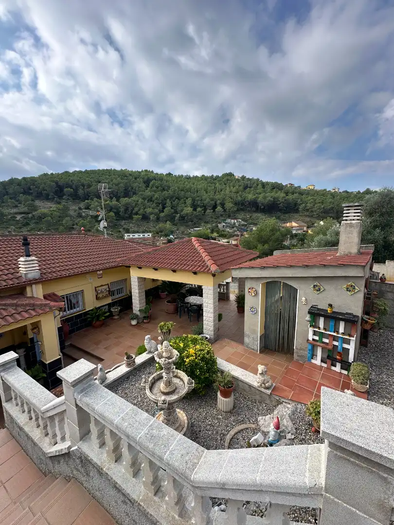 Vista exterior de Casa o chalet en venta en Castellet i la Gornal con Aire acondicionado, Calefacción y Jardín privado