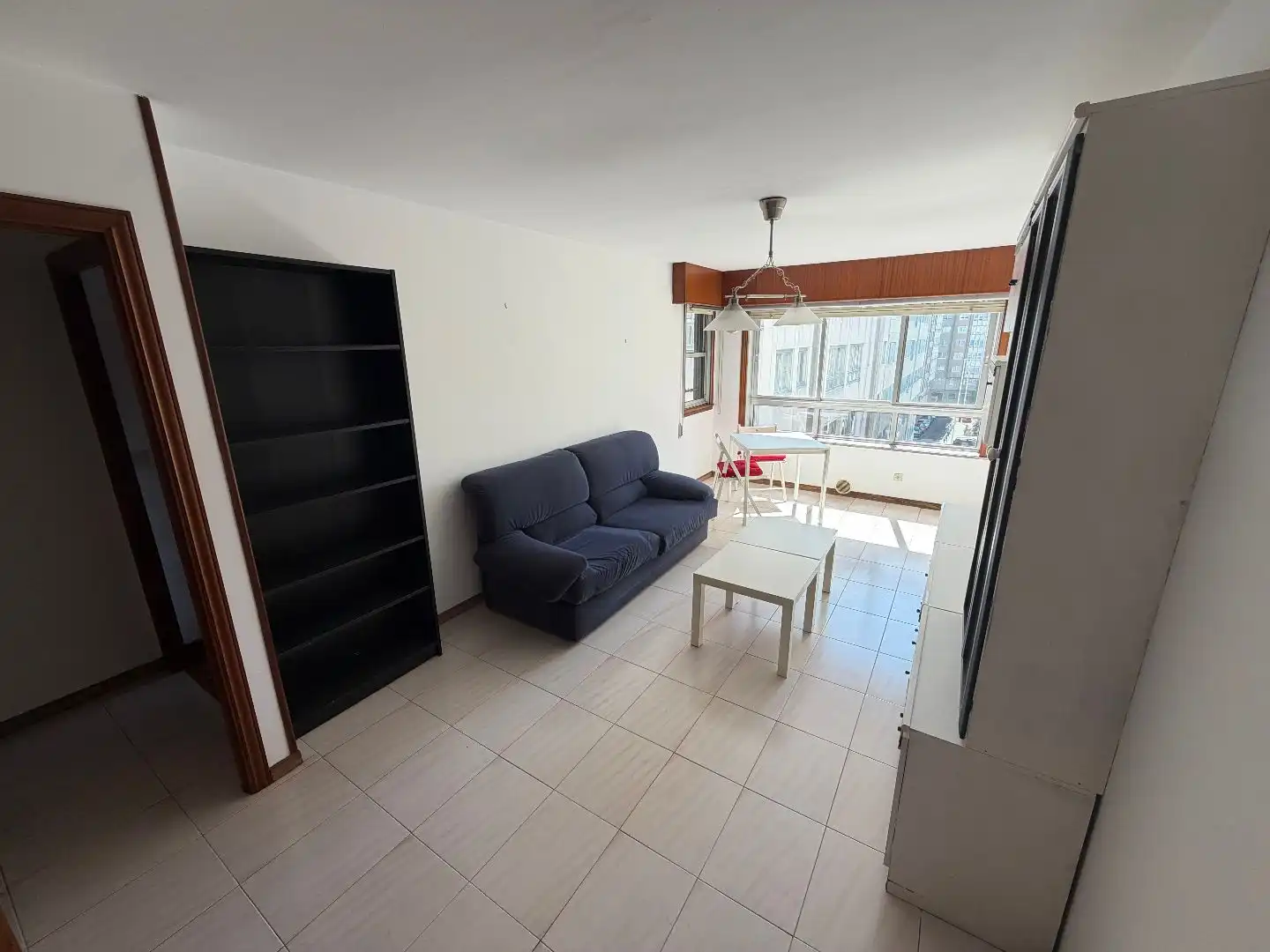 Sala d'estar de Apartament en venda en A Coruña Capital  amb Parquet, Traster i Moblat