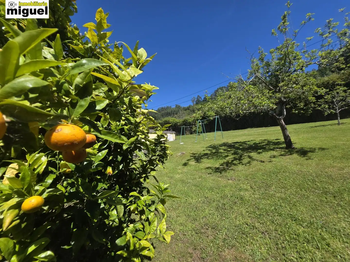 Jardí de Casa o xalet en venda en Llanes amb Calefacció, Jardí privat i Terrassa