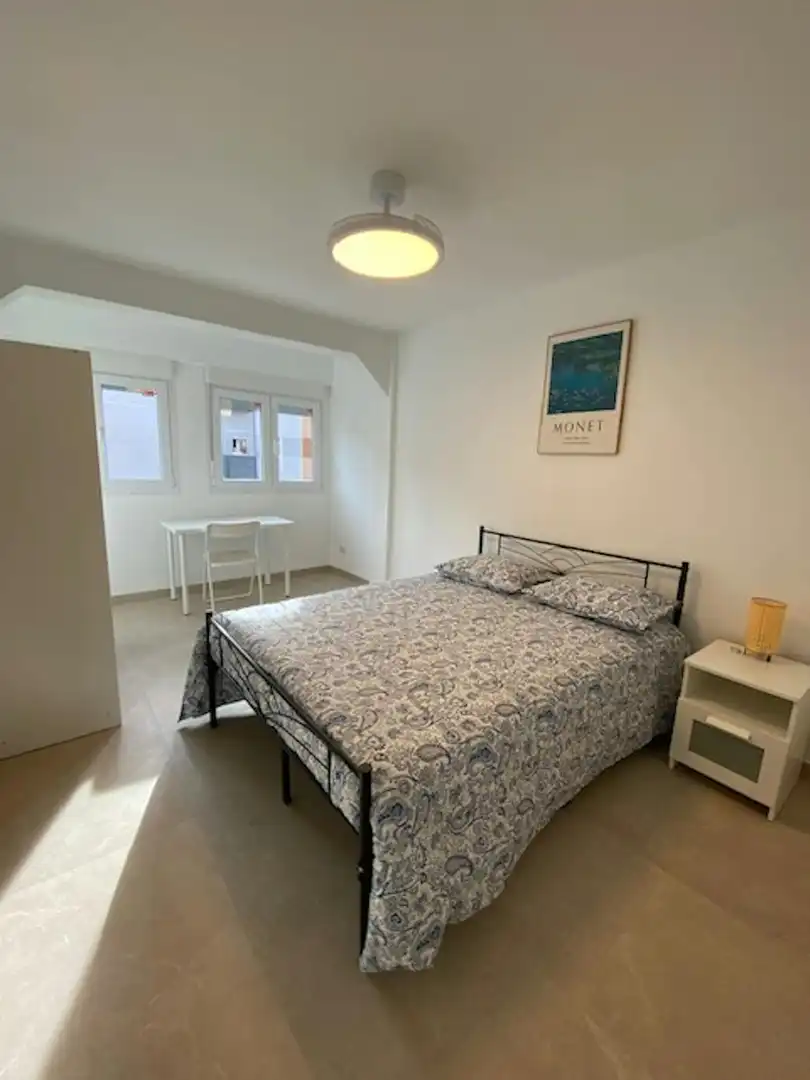 Bedroom of Flat for rent in Madrid  with Heating and Washing machine