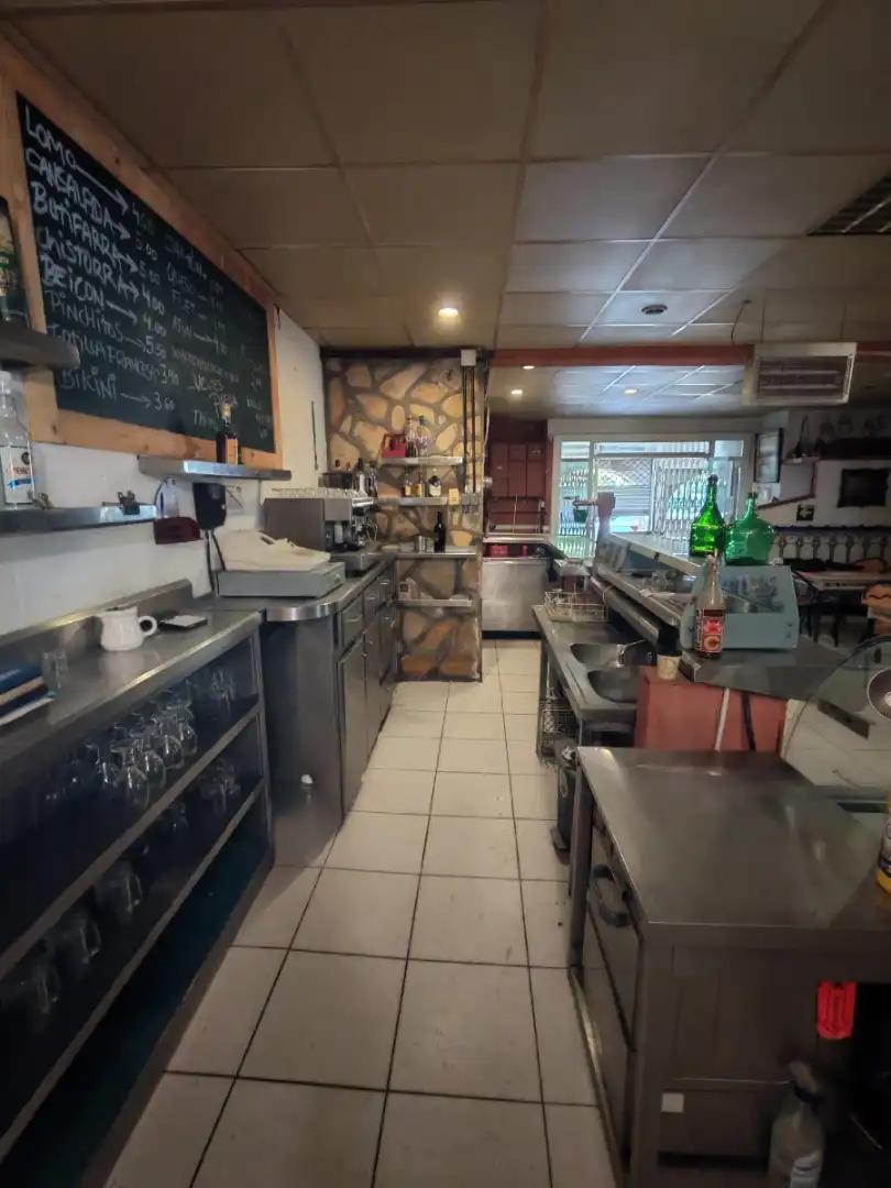 Cocina de Local en venta en Lliçà d'Amunt con Aire acondicionado, Calefacción y Terraza