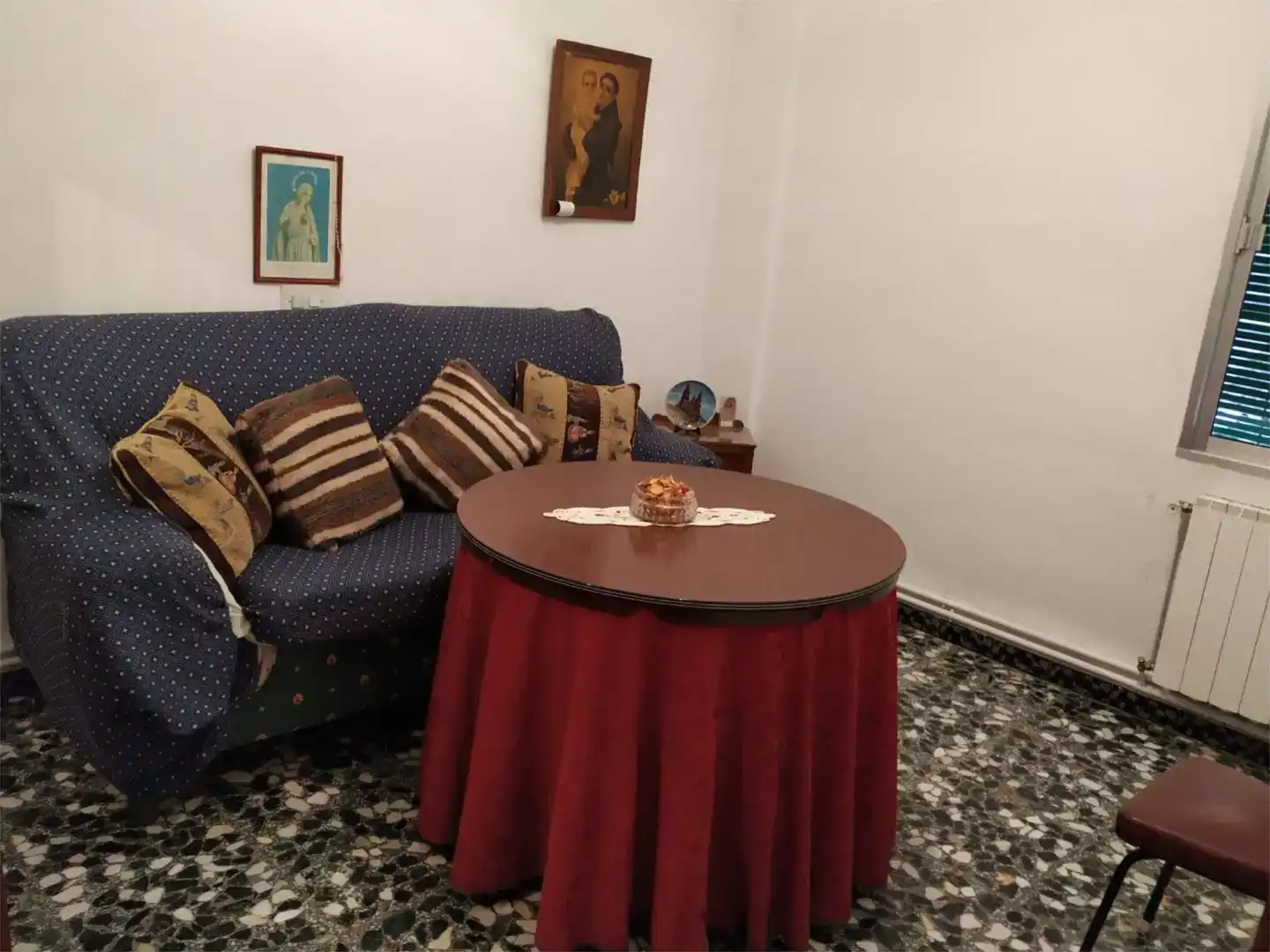 Sala d'estar de Casa adosada en venda en Mota del Cuervo amb Aire condicionat