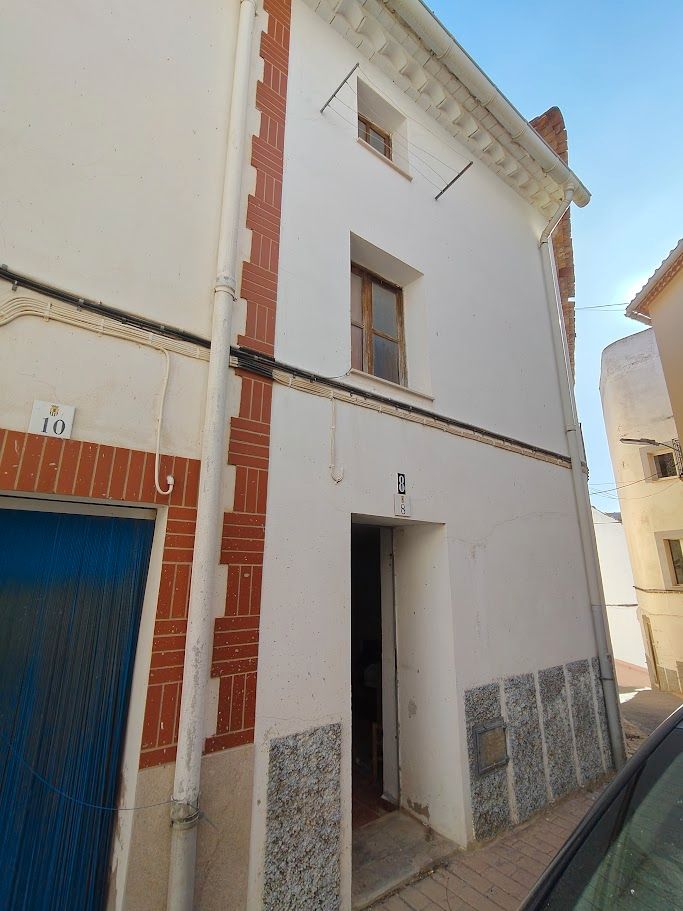 Vista exterior de Casa o xalet en venda en La Torre d'en Besora amb Moblat