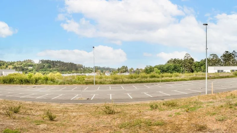 Parking of Industrial land for sale in Oleiros