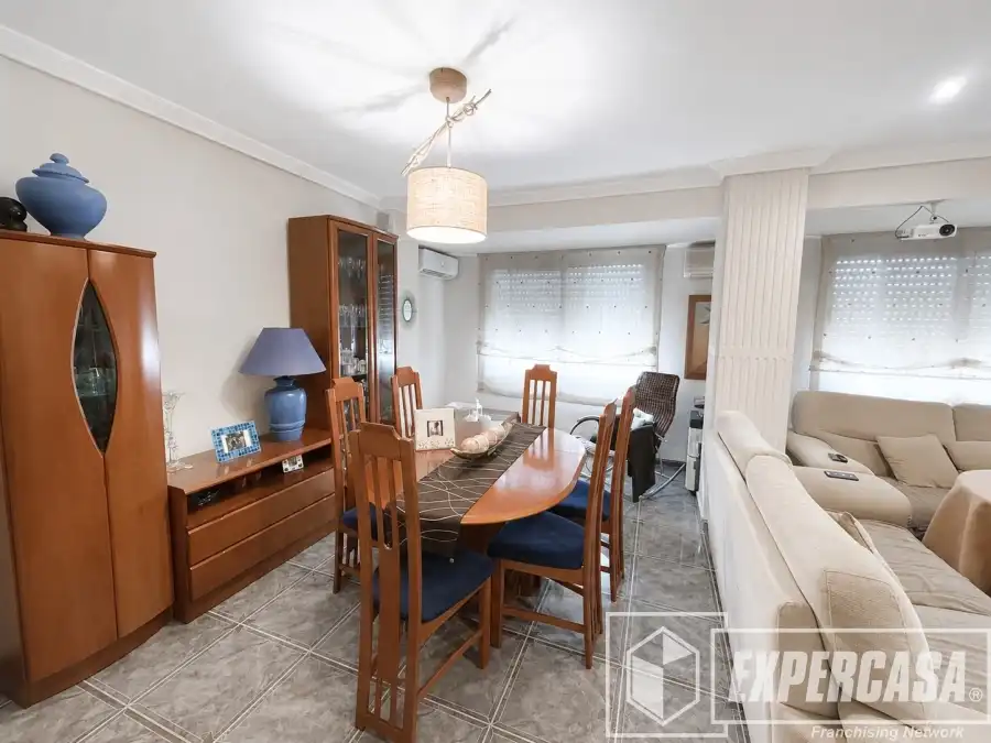 Sala d'estar de Pis en venda en Llíria amb Aire condicionat, Terrassa i Traster