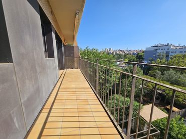 Dúplex con balcón en venta en Sud