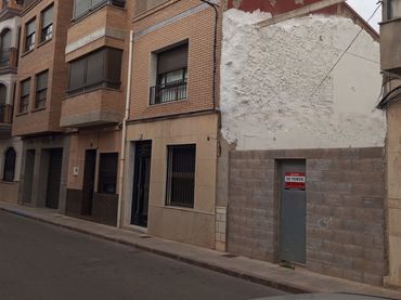 Lands and plots for sale in Sta Bárbara