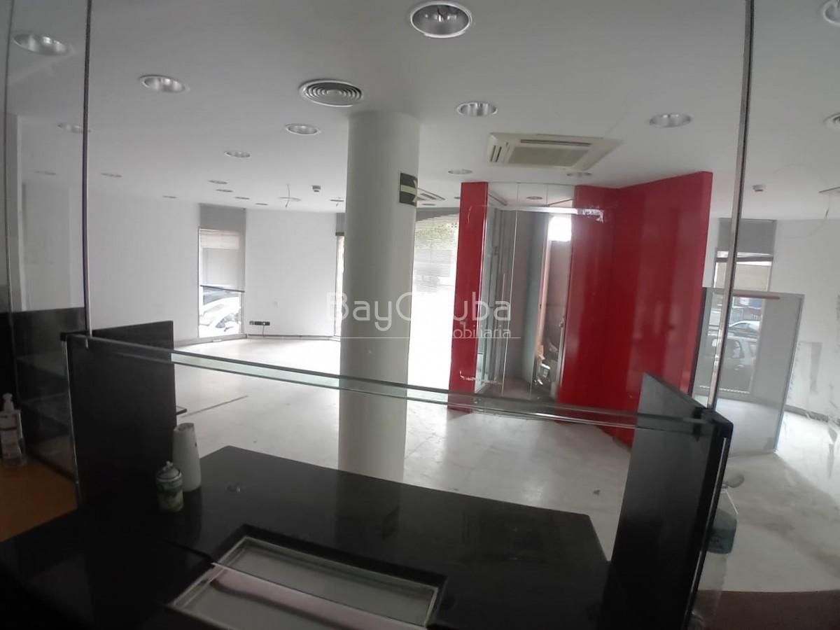 Local en venda en  Huelva Capital