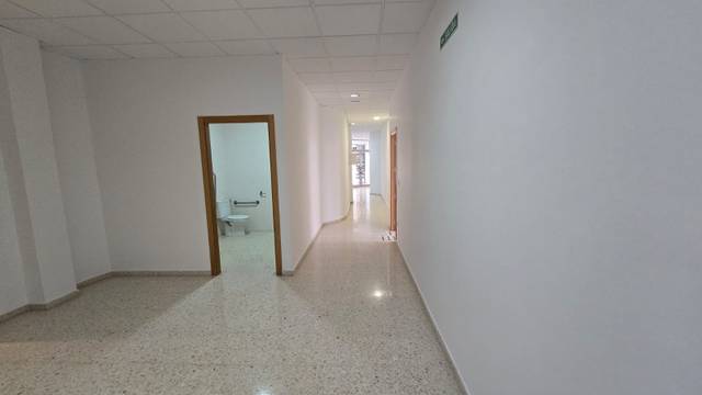 Local comercial en Alquiler en Rute