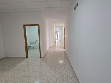 Locale commerciale in affitto a Rute