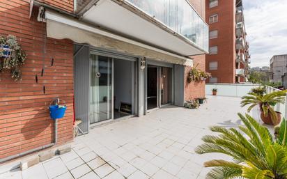 Exterior view of Flat for sale in Mollet del Vallès  with Air Conditioner and Terrace