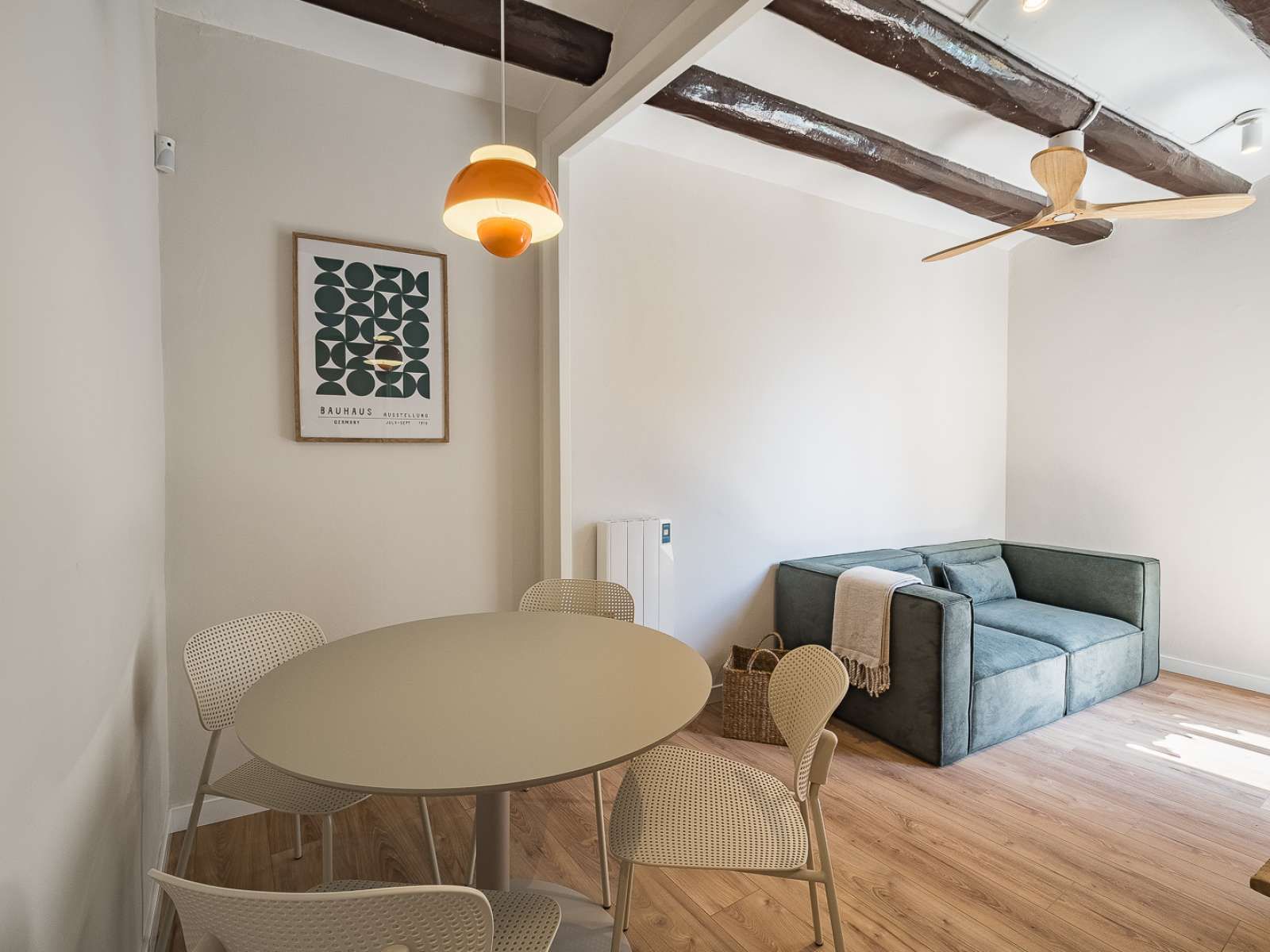 Sala d'estar de Apartament per a compartir en  Barcelona Capital amb Aire condicionat, Calefacció i Terrassa