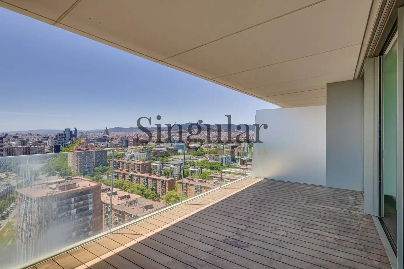 Terrassa de Dúplex en venda en Barcelona amb Calefacció, Parquet i Terrassa