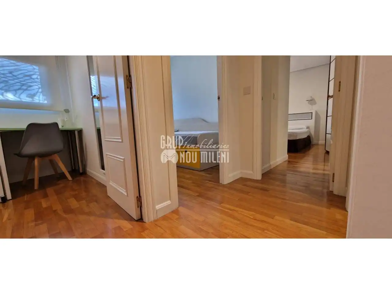 Dormitori de Dúplex de lloguer en Valencia amb Aire condicionat, Jardí privat i Parquet