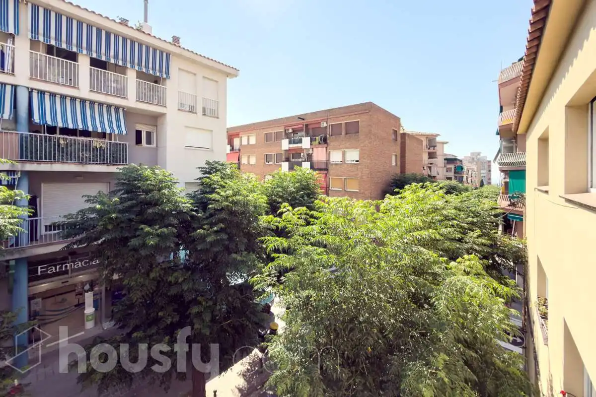 Exterior view of Flat for sale in Premià de Mar  with Air Conditioner, Heating and Storage room