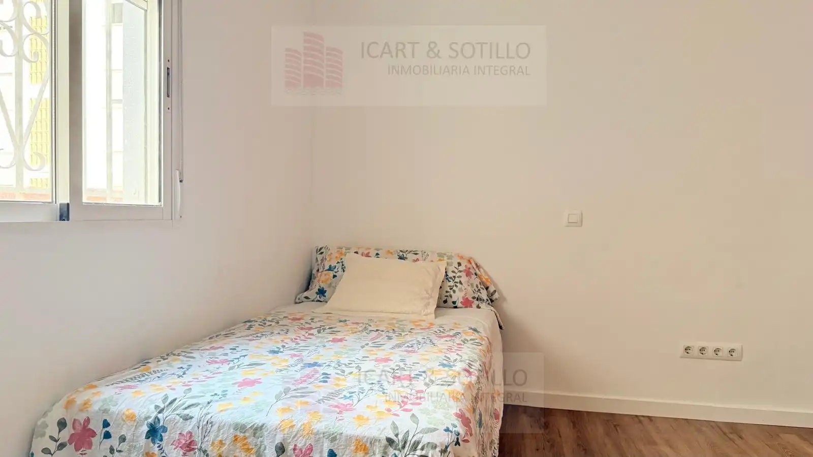 Bedroom of Houses for sale in Vinaròs  with Air Conditioner, Heating and Private garden