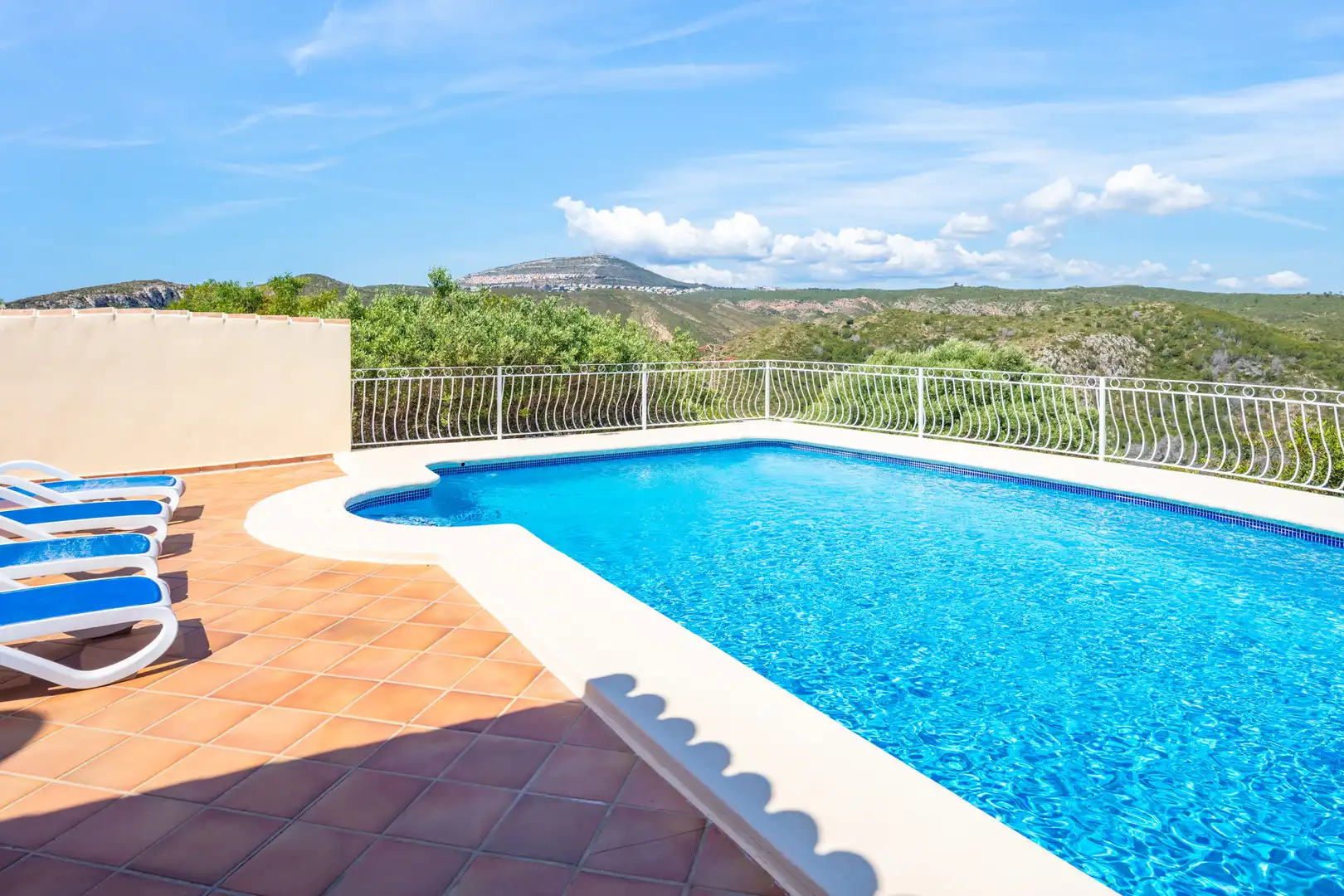 Swimming pool of Houses for sale in Jávea / Xàbia  with Air Conditioner, Private garden and Terrace