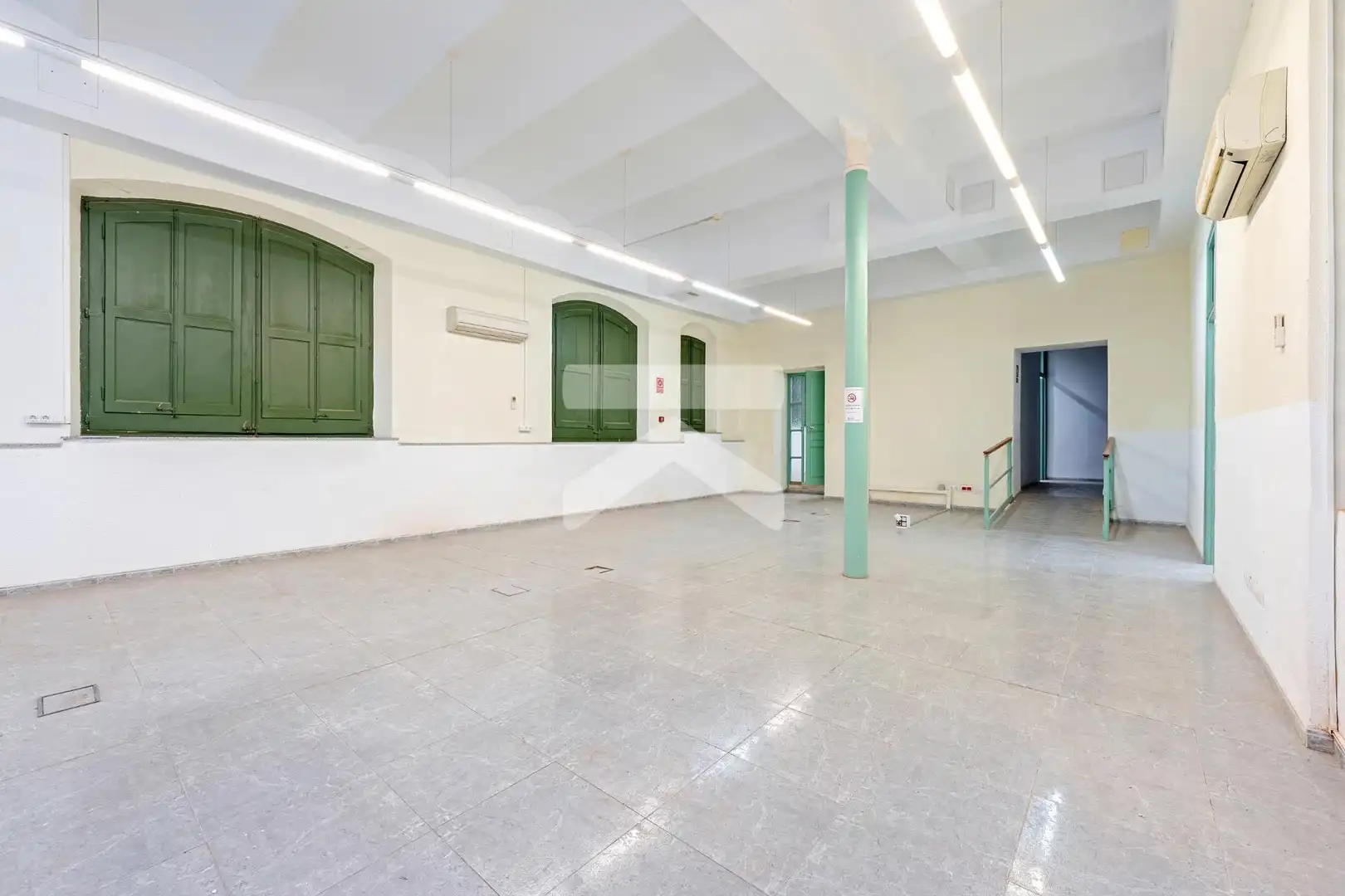 Buildings for sale in Tortosa