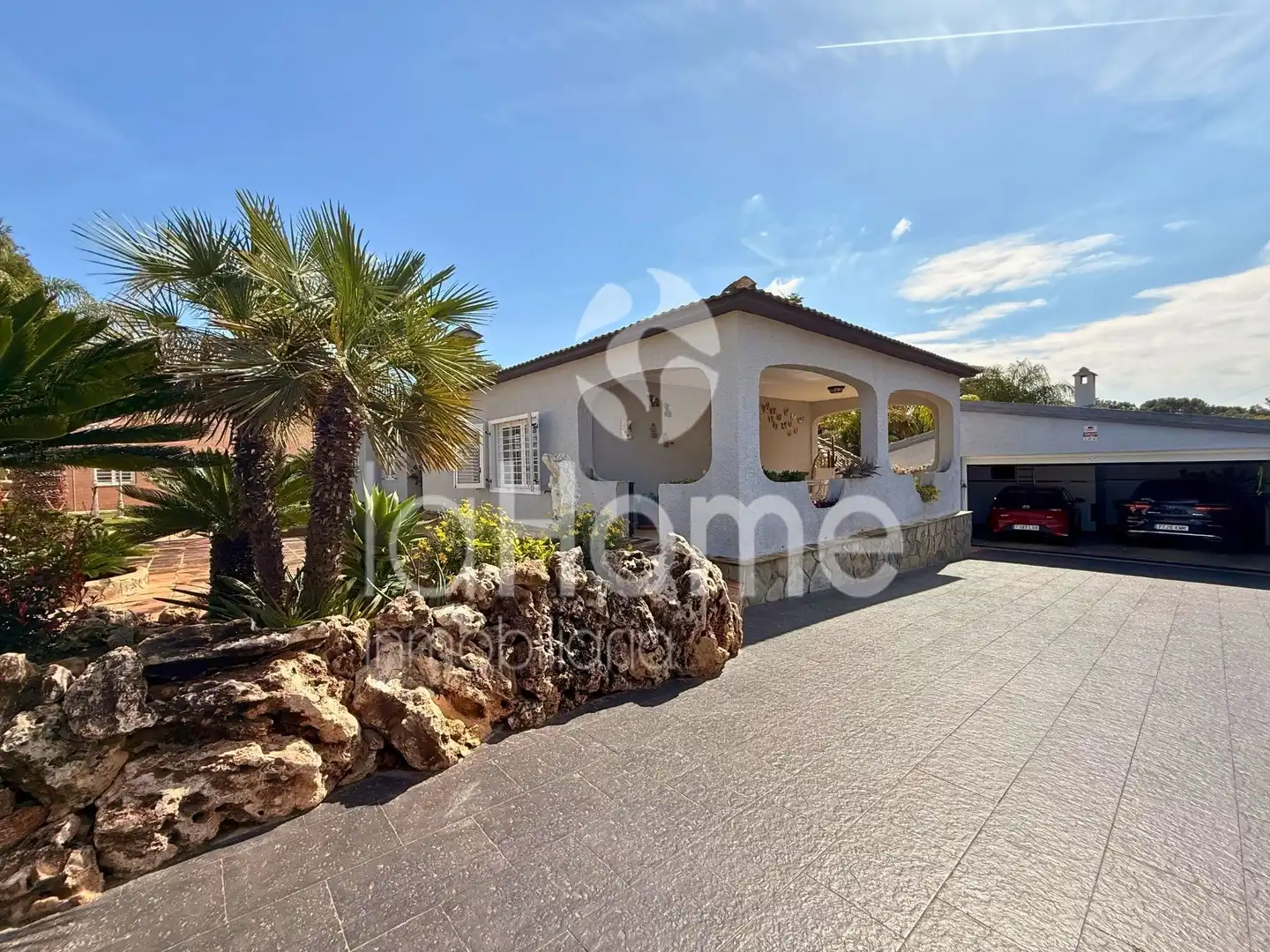 Vista exterior de Casa o chalet en venta en Paterna con Aire acondicionado, Calefacción y Jardín privado