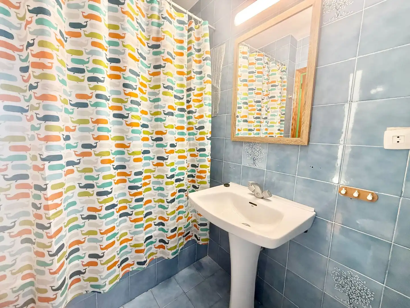 Bany de Apartament de lloguer en La Manga del Mar Menor amb Calefacció, Terrassa i Piscina