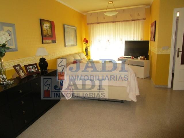 Bedroom of Single-family semi-detached for sale in Valdepeñas  with Air Conditioner, Heating and Terrace
