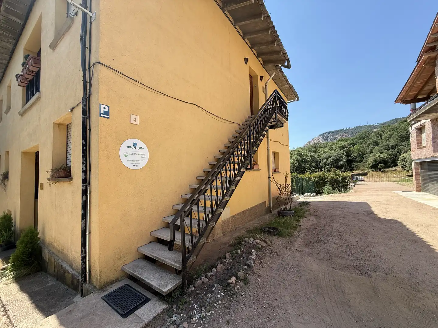 Vista exterior de Piso en venta en Tavèrnoles con Calefacción