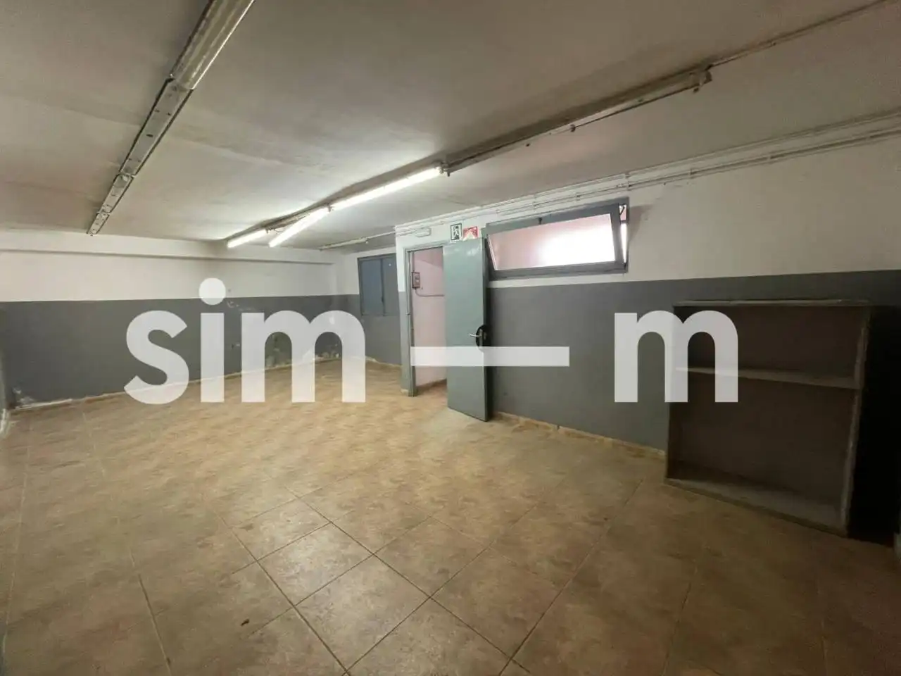 Industrial buildings for rent in Vic