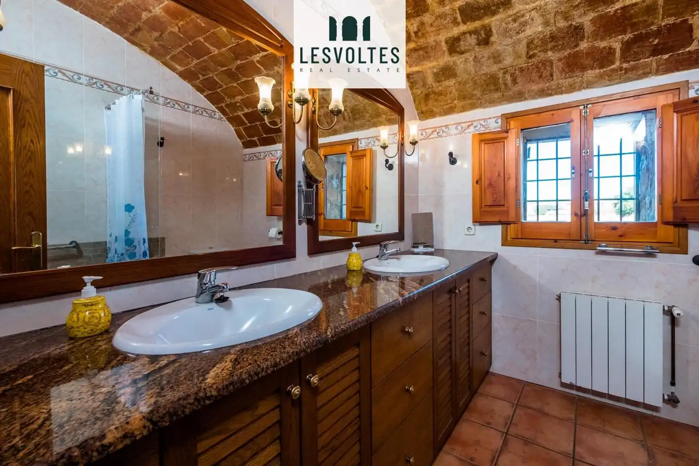 Baño de Casa o chalet en venta en La Pera con Aire acondicionado, Jardín privado y Trastero